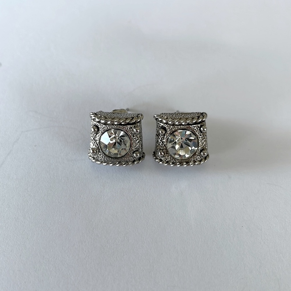 Silver/Crystal Earrings